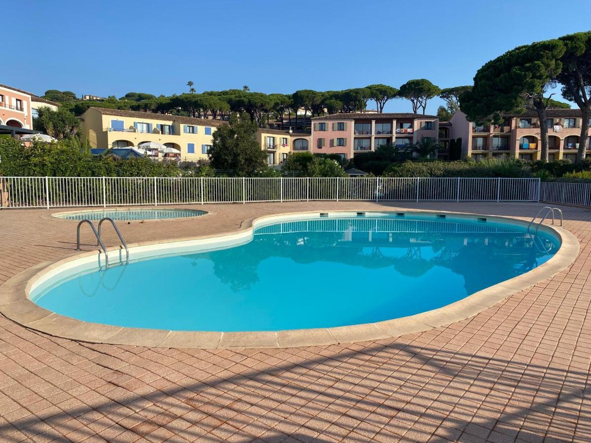 Lovely Apartment In Sainte Maxime Екстер'єр фото